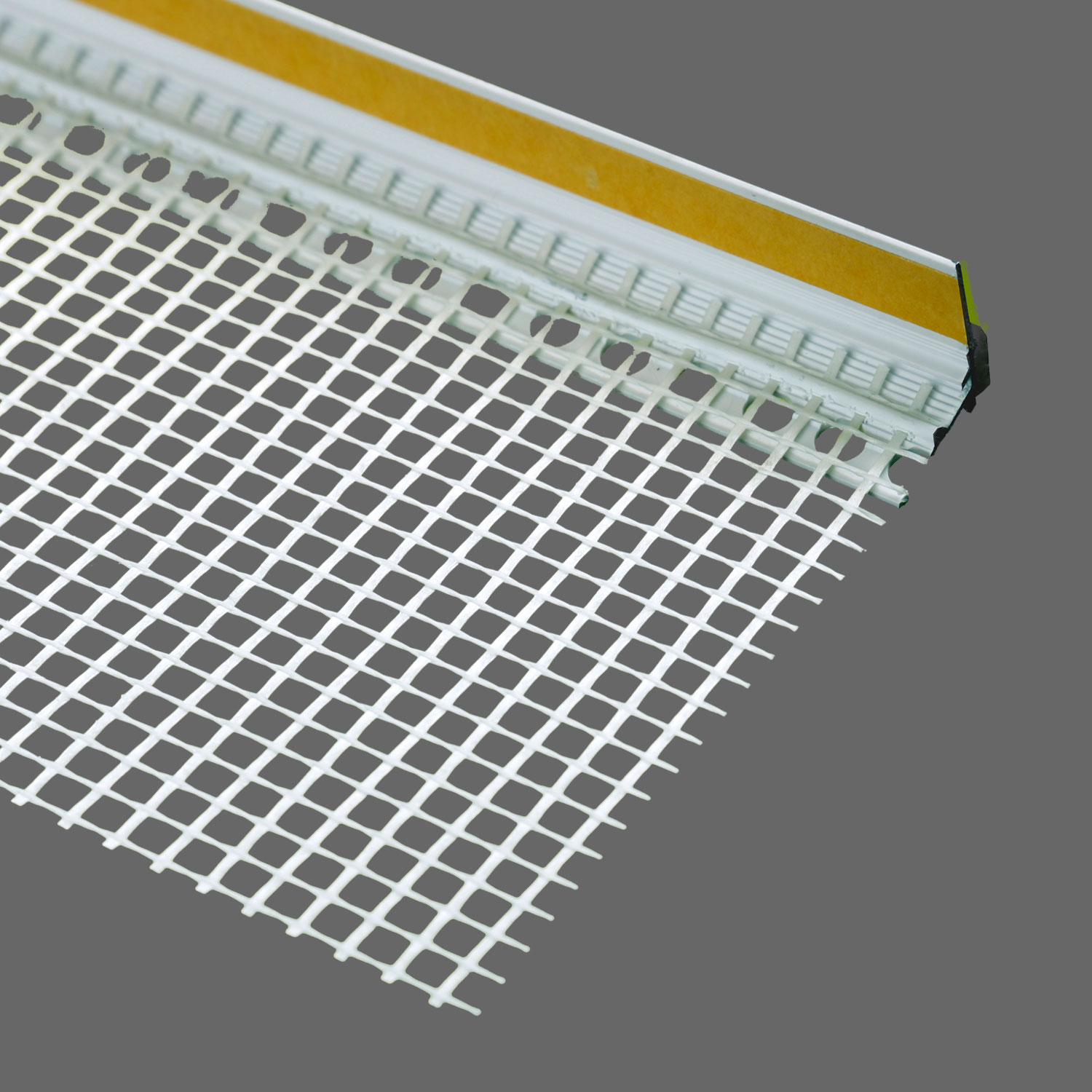 Profil PVC cu plasă ce leagă sistemul termoizolant cu ușa sau fereastra
